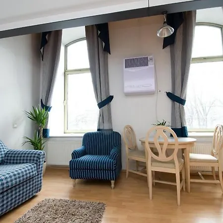 Skoone Old Town Loft Ταλίν
